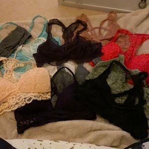 Bundle of 11 Lace bralettes
